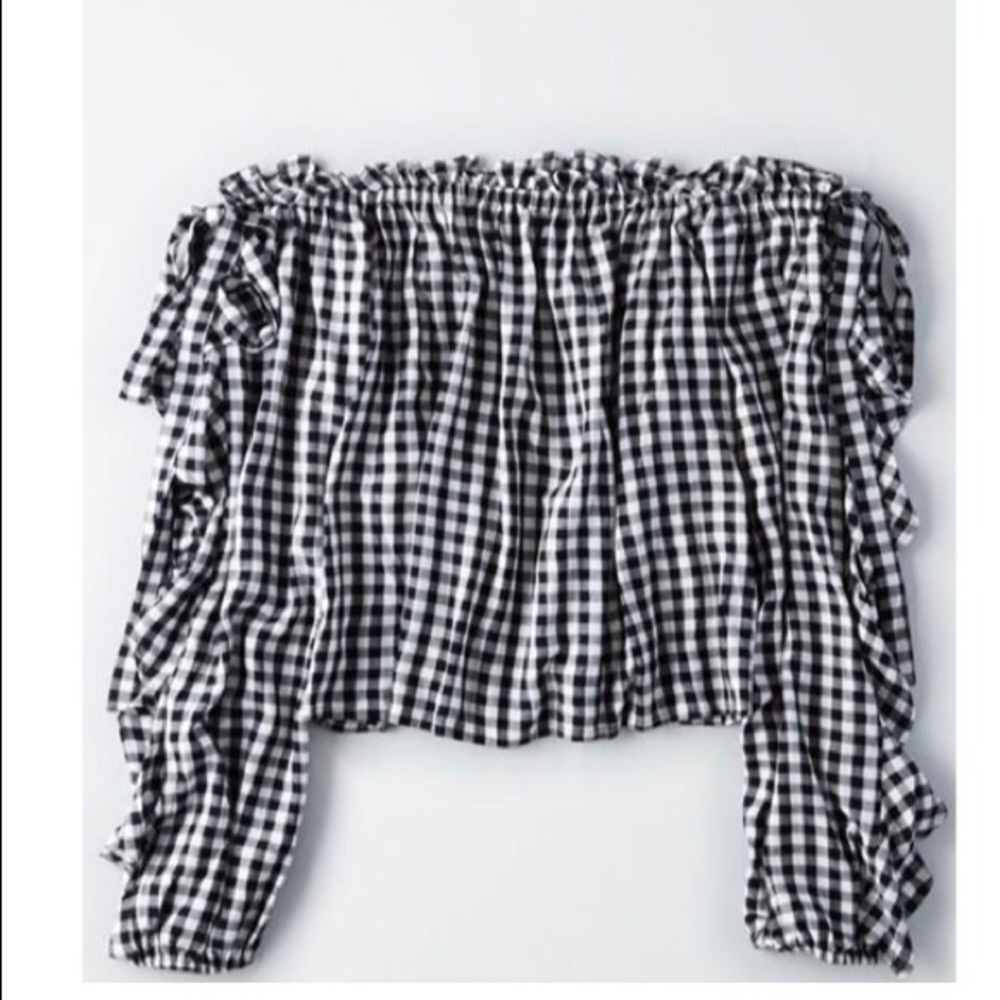AE off the shoulder long sleeve top